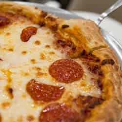 A pizza bingo fundraising night is the perfect fundraising idea for schools.