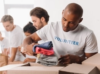 Volunteer grants are a fantastic fundraising idea for organizations that rely on volunteers.